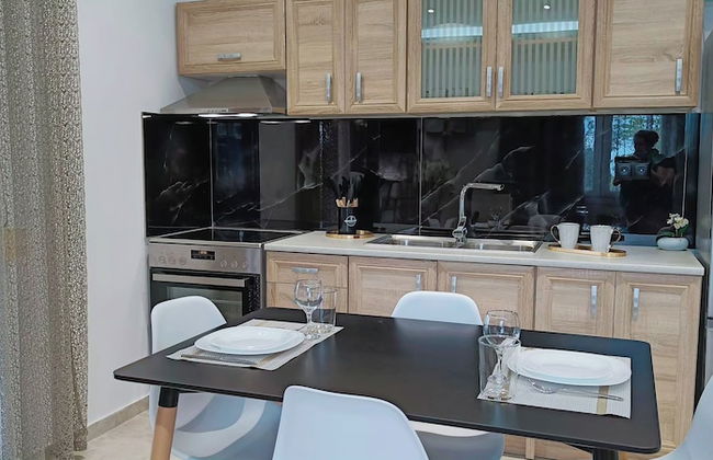 SkyFrame Apartments - Photo 4