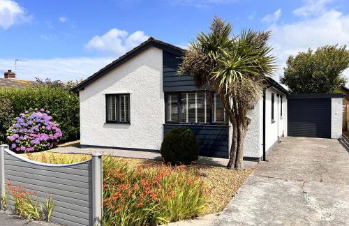 Stylish, Dog Friendly Coastal Bungalow With Garden - Foto 1