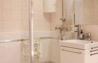 Bright and pleasant studio near city center - Foto 8