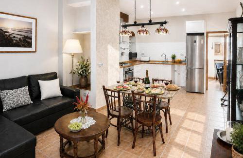Del Sol estilo Mediterráneo con Aire Acondicionado - Foto 3
