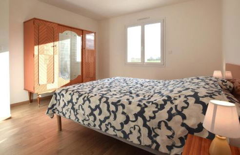 Awesome Home In Bacilly With Wifi - Foto 8