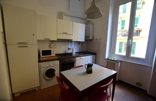 La Casa sulla Mattonata accogliente appartamento su una tipica creuza genovese con splendida vista e a pochi passi dalla Stazione Principe - Foto 8