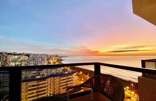 Aloha Playa Deluxe WiFi Swimming Pools & Parking - Foto 1