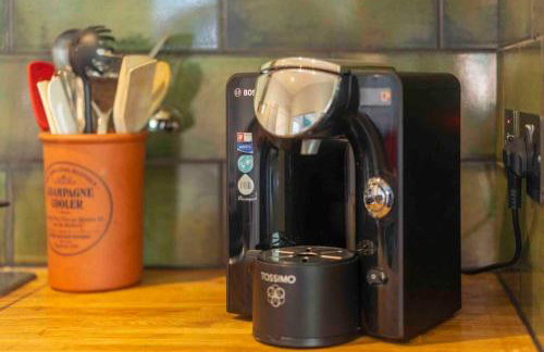 Spacious city centre apartment full of character - Foto 17