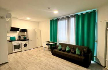 Neuwertiges Apartment mit schnellem WLAN, Netflix, Glasfaser, Kostenlose Privatparkplatz auch für Transporter geeignet R25 - Foto 2