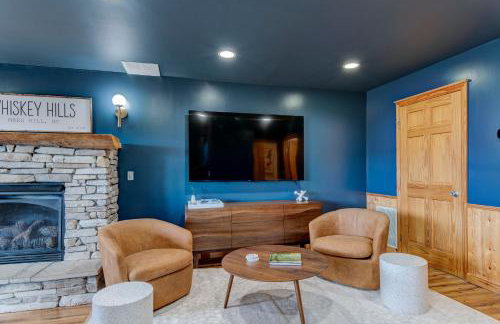 Whiskey Hills - Newly Remodeled Luxury Cabin with Hot Tub, Incredible Views close to Asheville, walk to Hatley Pointe & Ski! - Foto 25