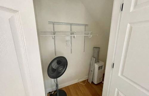 Quiet Family Friendly Home w/ Backyard [Owls Nest] - Foto 23