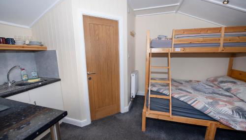 Seaways glamping, Silverbirch - Photo 4