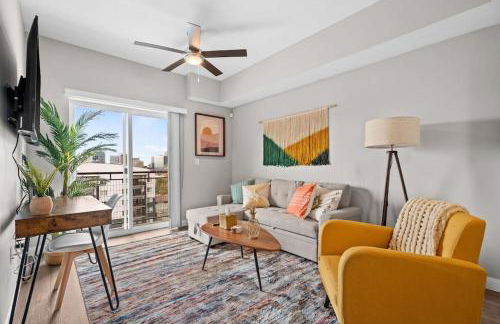 Heart of SLC Stocked w Everything you need - Foto 1