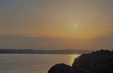 Mare`s Private House 1st floor with Pool - Foto 9