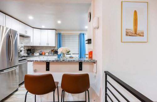 Stylish House with Hot Tub, Fire Pit Pool table near Denver - Photo 18