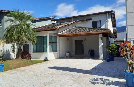 Lindo Sobrado com Piscina em Condomínio Fechado - Photo 33