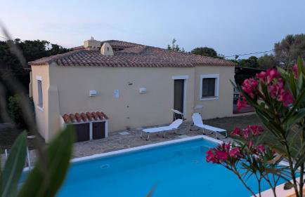 Villa Liliana Your Private Oasis with Pool - Photo 1