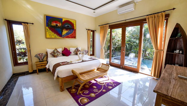 Griantika Villa Ubud - Foto 3, Habitación