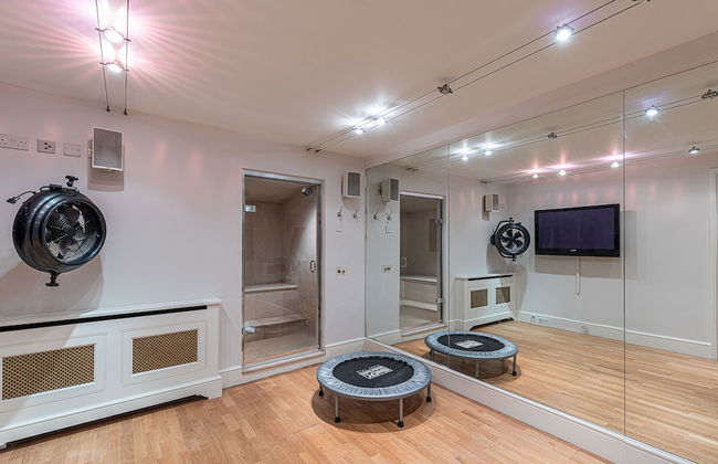 JOIVY Stunning 6-bed house near Harrods in Knightsbridge - Photo 50