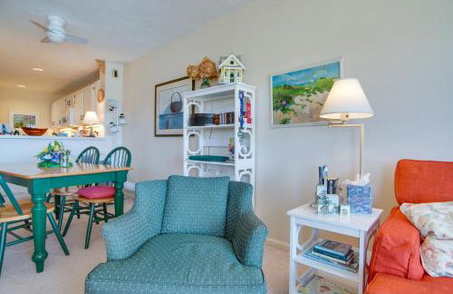 Breezy Oak Bluffs Condo - Steps to Inkwell Beach! - Foto 5