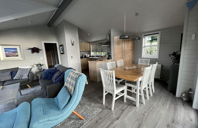 Holly Blue - Cosy Wooden Lodge, Kippford - Photo 17