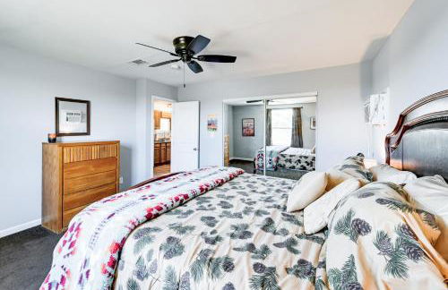 Kingman Vacation Rental with Private Yard and Fire Pit - Photo 16