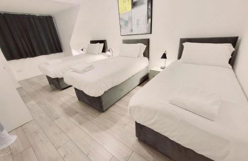 Garland Modern 2 Bedroom Apartment With Parking London - Foto 12