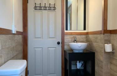 Red Brick Inn - Walk to the Falls, the Casino and all Downtown Restaurants - Photo 34