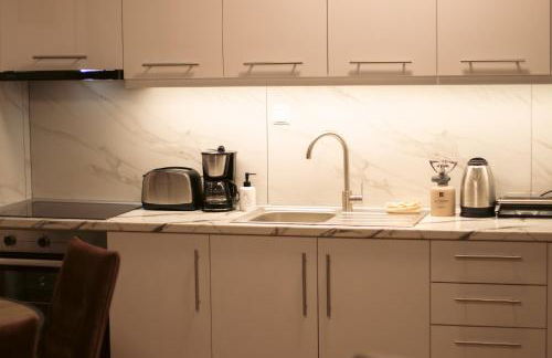 Emily Apartment 5 - Photo 41