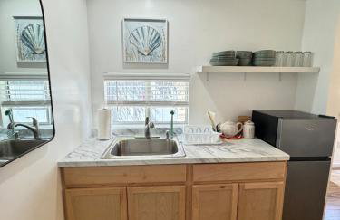 Cozy Guesthouse - 15 Min to Downtown SD - Foto 10