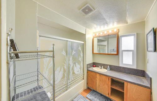 Charming Old Farmhouse in Libby Pets Welcome! - Foto 15