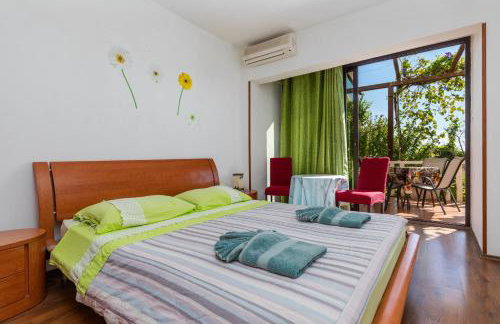 Apartments by the sea Igrane, Makarska - 22690 - Foto 23