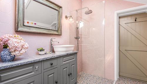 The Secret Garden - Foto 3, Shower