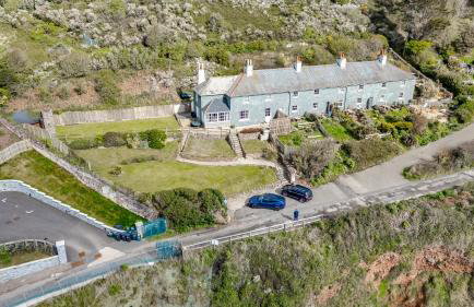 NEW 2024 Modern Luxury Holiday Home on the Beach in Devon - Free Parking, Pets Welcome, Sleeps 10 - Foto 44