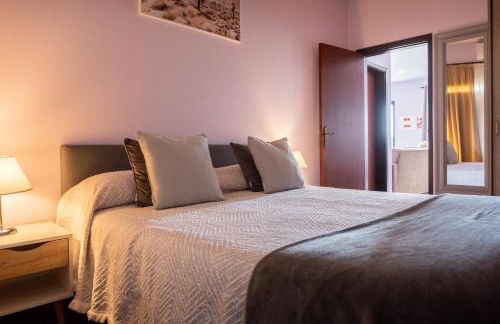 Village Center Two Bedroom Apartment - Foto 14