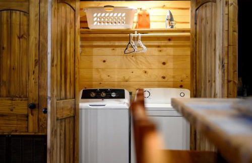 Whitetail Retreat Cabin for 13 - Foto 36