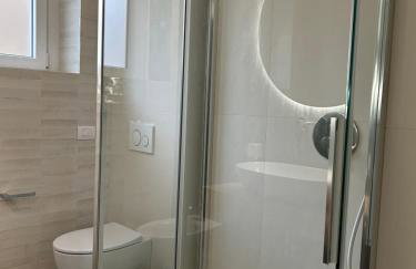 The Y Lake Como Apartment - Photo 17