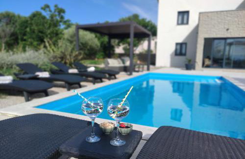 Lazy 8 Villa - Photo 4