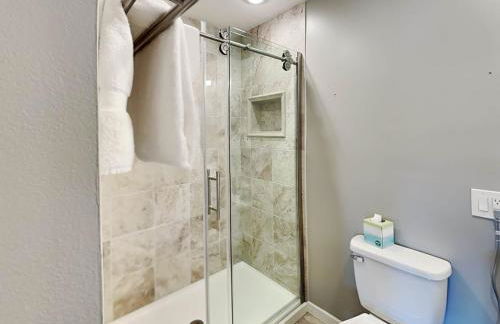 Alpine Loft and Lake - Foto 14