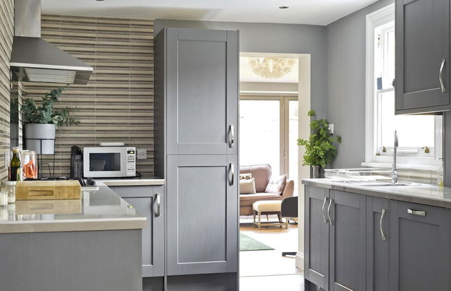 Stylish Family Home by Twickenham Stadium by Underthedoormat - Foto 20