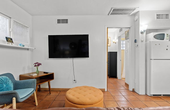 Sunlit Palm Cottage in Uptown Phoenix - Foto 7