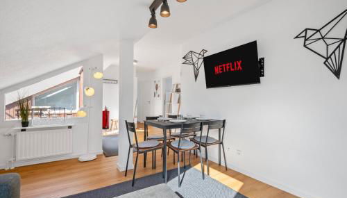 BackHome - BUSINESS&FAMILY - Parken, 3-Zimmer, SmartTV, Balkon, Waschmaschine, ruhige Stadtrand-Lage, Netflix, 60qm, 24h Checkin - Foto 3
