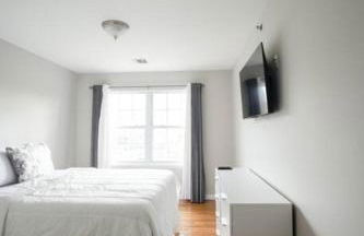 Newark Liberty Brick House - Private Bedroom 3 - Foto 5