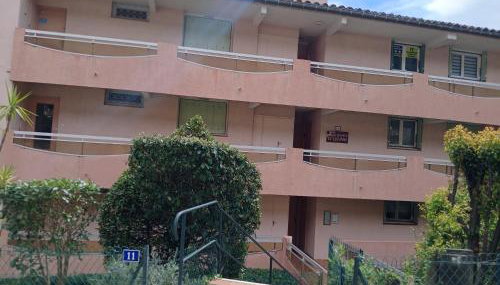 Bel F2 terrasse SUD à 5 min thermes - Foto 3