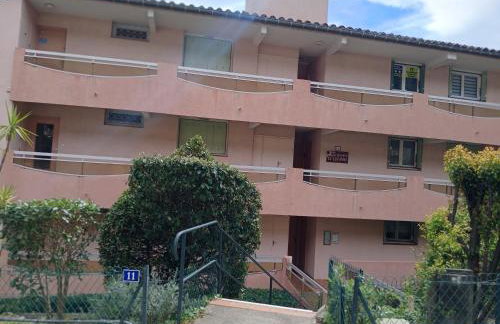 Bel F2 terrasse SUD à 5 min thermes - Foto 3