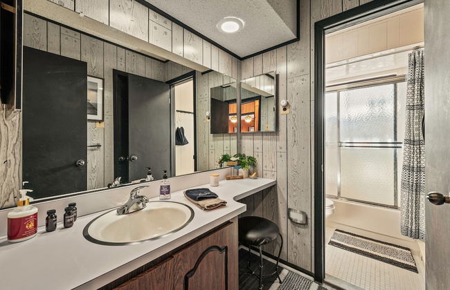 Mountain Magic by Avantstay Firepit Game Room - Pool Table Foosball - Foto 38