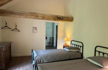 Gîte La Maison des Poètes de 1 à 6 personnes à Treigny Perreuse - Foto 19