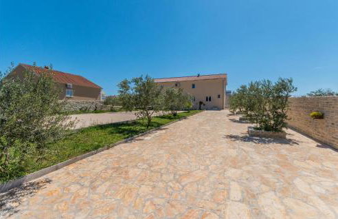 7 Bedroom Awesome Home In Polaca - Foto 8