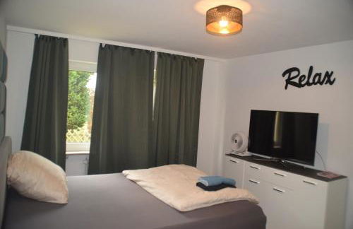 GraceHomes - Garage, Ventilator, Free Coffee, Airport, Messe, Stuttgart, WiFi up to 6 Guests - Foto 14