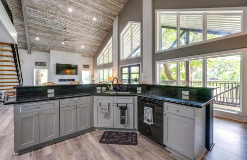 Outdoor Entertainment Space: Home in McQueeney - Foto 9