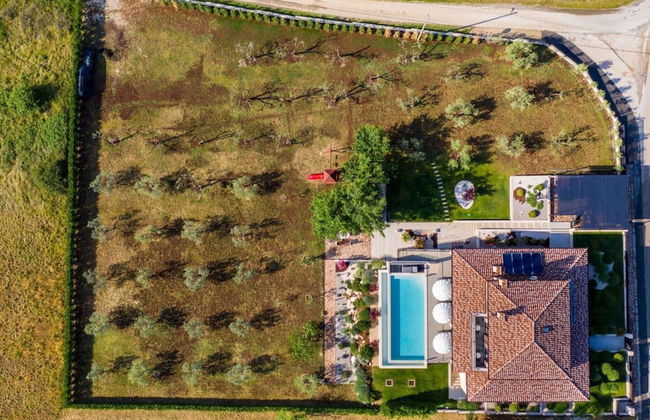 Villa With Pool Surrounded by Woods in Labin - Foto 31
