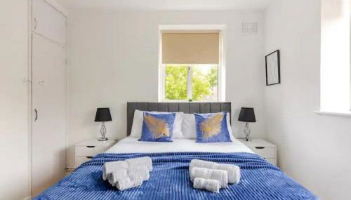 Spacious Two Bedroom Apartment in Battersea, Free Parking - Foto 1, towels