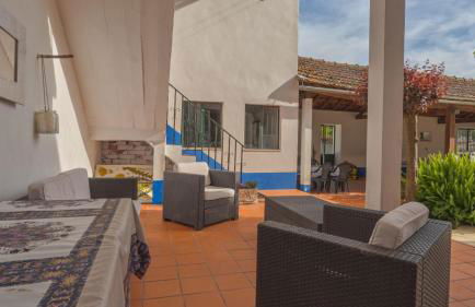 Large, converted farmhouse with pool - Foto 63