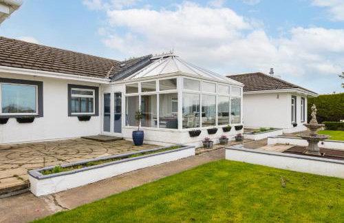 Alton Villa, Sleeps 12, Great for Families, Undercover Hotub & Games Room - Foto 25